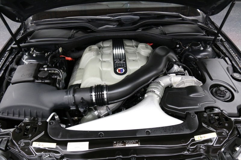 Illustration for article titled This 500-HP Supercharged BMW 7-Series Is Cheaper Than A Damn Ford Taurus